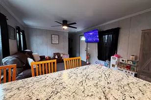 14 Hilltop Manor Mobile Home Park, Littleton, NH 03561 - Photo 10