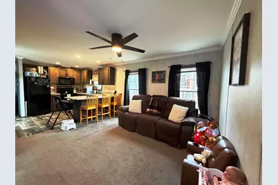 14 Hilltop Manor Mobile Home Park, Littleton, NH 03561 - Photo 8