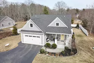 8 Grover Ln, Kittery, ME 03904 - Photo 2