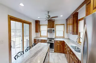 20 Academy Ave, Atkinson, NH 03811 - Photo 4