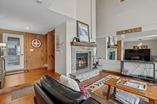 132B Coolidge Falls Rd, Lincoln, NH 03251 - Photo 10