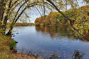 16 Walden Pond Dr, Nashua, NH 03064 - Photo 2