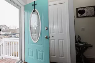 91 Trinity Cir, Rochester, NH 03839 - Photo 2