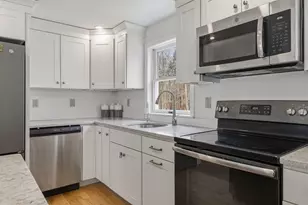 397 Lang Rd, Portsmouth, NH 03801 - Photo 14