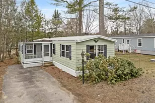 802 Nottingham Dr, Exeter, NH 03833 - Photo 1