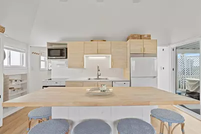 515 Winnacunnet Road #6, Hampton, NH 03842 - Photo 2