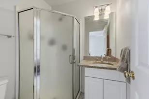 1039 Islington St, Portsmouth, NH 03801 - Photo 16