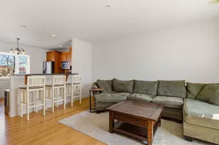 1039 Islington St, Portsmouth, NH 03801 - Photo 8