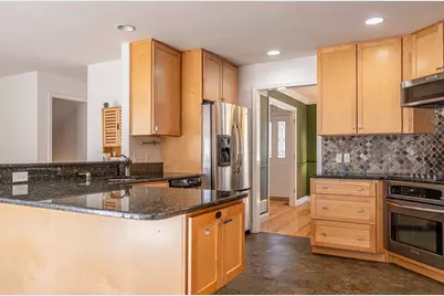 5 Lowther Place, Nashua, NH 03060 - Photo 12