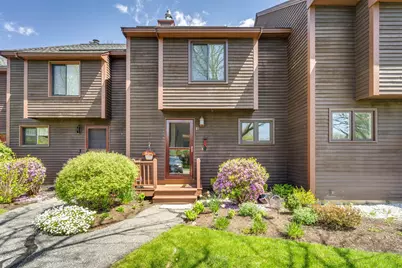 10 Thornhill Road, Stratham, NH 03885 - Photo 1