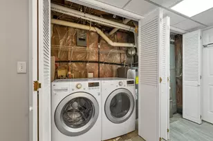 46 Brinton Dr, Nashua, NH 03064 - Photo 34