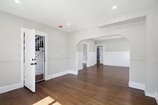 10 Hayes Ave, Manchester, NH 03103 - Photo 8