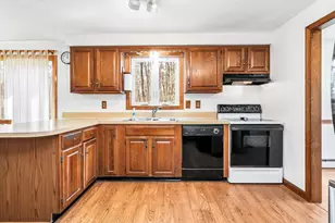 33 Lawson Farm Rd, Londonderry, NH 03053 - Photo 22