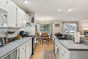 29 Floyd Ave, Lebanon, NH 03784 - Photo 4