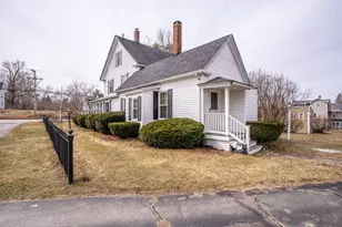 308 Main St, Fremont, NH 03044 - Photo 6