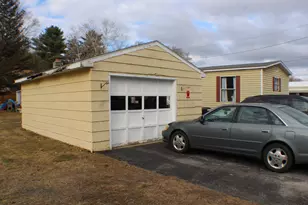 5 Parkwood Dr, Allenstown, NH 03275 - Photo 4