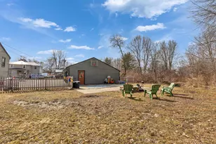 19 Spruce St, Keene, NH 03431 - Photo 32