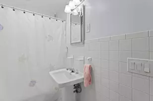 30 Cliff St, Manchester, NH 03103 - Photo 24