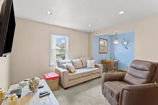 30 Cliff St, Manchester, NH 03103 - Photo 28