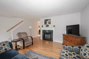 7 Mulberry Ln, Amherst, NH 03031 - Photo 6