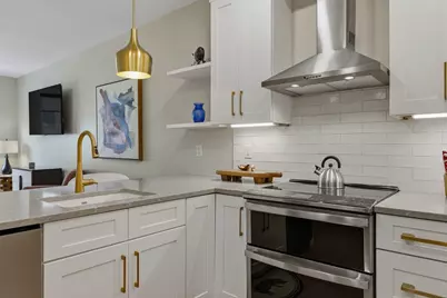 99 Foundry Place #306, Portsmouth, NH 03801 - Photo 6