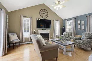 43 Hampshire Hills Dr, Bow, NH 03304 - Photo 10