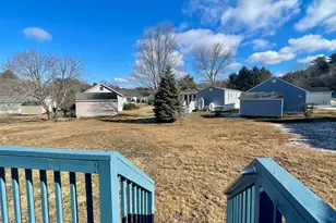 7 Granite Dr, North Hampton, NH 03862 - Photo 2