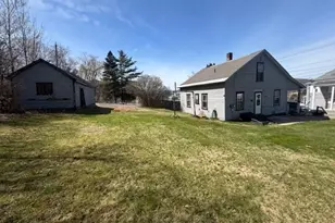 302 Grafton St, Berlin, NH 03570 - Photo 16