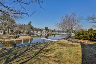 105 Conleys Grove Rd, Derry, NH 03038 - Photo 2