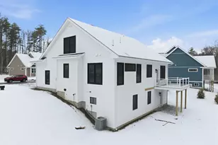 76 Lady Walsingham Wy, Laconia, NH 03246 - Photo 4