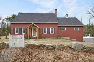 71 Odell Rd, Sandown, NH 03873 - Photo 2