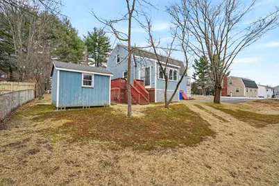 3954 Brown Avenue, Manchester, NH 03103 - Photo 10