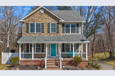 523 Coolidge Avenue, Manchester, NH 03102 - Photo 1