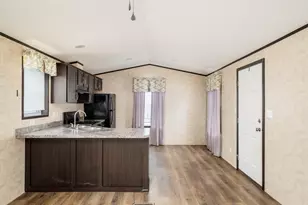 34 Pineland Park Rd, Milton, NH 03851 - Photo 8