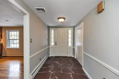 28 Wendover Way, Bedford, NH 03110 - Photo 6