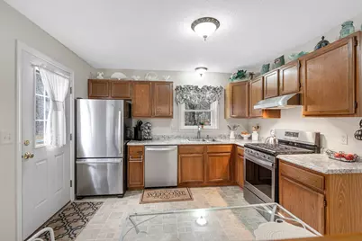 11 Linden Street, Hudson, NH 03051 - Photo 4