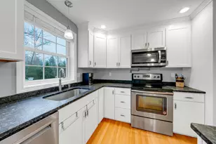 6 Kinsley Dr, Newton, NH 03858 - Photo 6