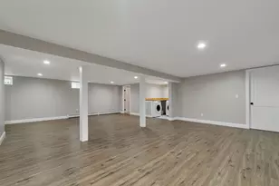 17 Winchester St, Portsmouth, NH 03801 - Photo 28