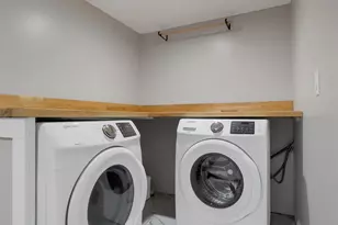 17 Winchester St, Portsmouth, NH 03801 - Photo 30