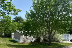 2 Sagamore Ln, Rochester, NH 03867 - Photo 2