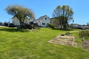 735 Milan Rd, Milan, NH 03588 - Photo 4