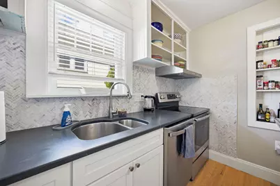 467 Bridge Street, Manchester, NH 03104 - Photo 20