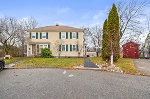 88 Harold St, Manchester, NH 03104 - Photo 1