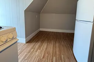 5 Griffin St, Derry, NH 03038 - Photo 16