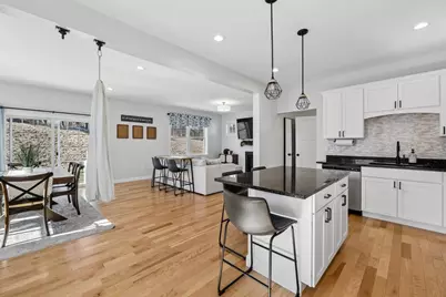 50 Clover Lane, Londonderry, NH 03053 - Photo 8