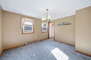 48 Dracut Rd, Hudson, NH 03051 - Photo 18
