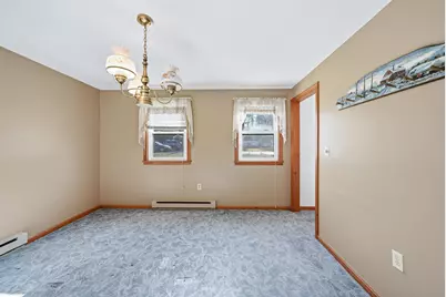 48 Dracut Road, Hudson, NH 03051 - Photo 16