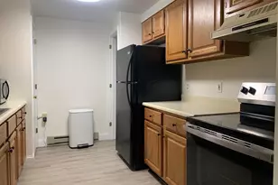 39 Ernest Ave, Exeter, NH 03833 - Photo 8