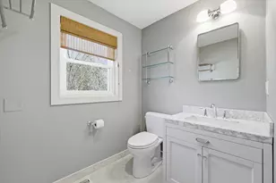 12 Village Woods Dr, Amherst, NH 03031 - Photo 38