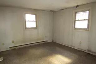 11 Bartlett Rd, Derry, NH 03038 - Photo 8